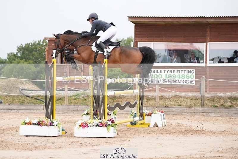 250718-110032-09869 - Cls 2, 3 Star Small Tour Break til End