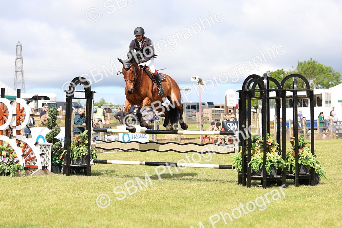 SBM_13368 - Class 206 - Senior Newcomers - 1.10m Open