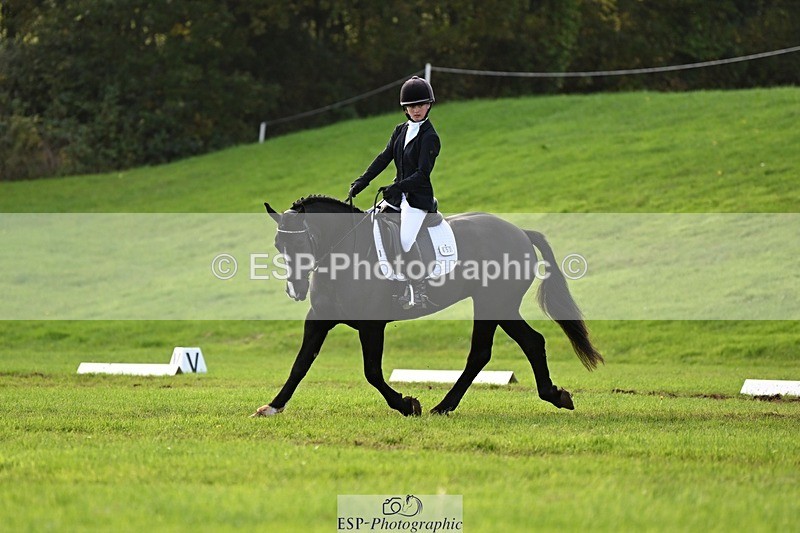 241025-142150-10006 - 452-Eleanor.Blewitt-CARRY.ON.PRINCESS