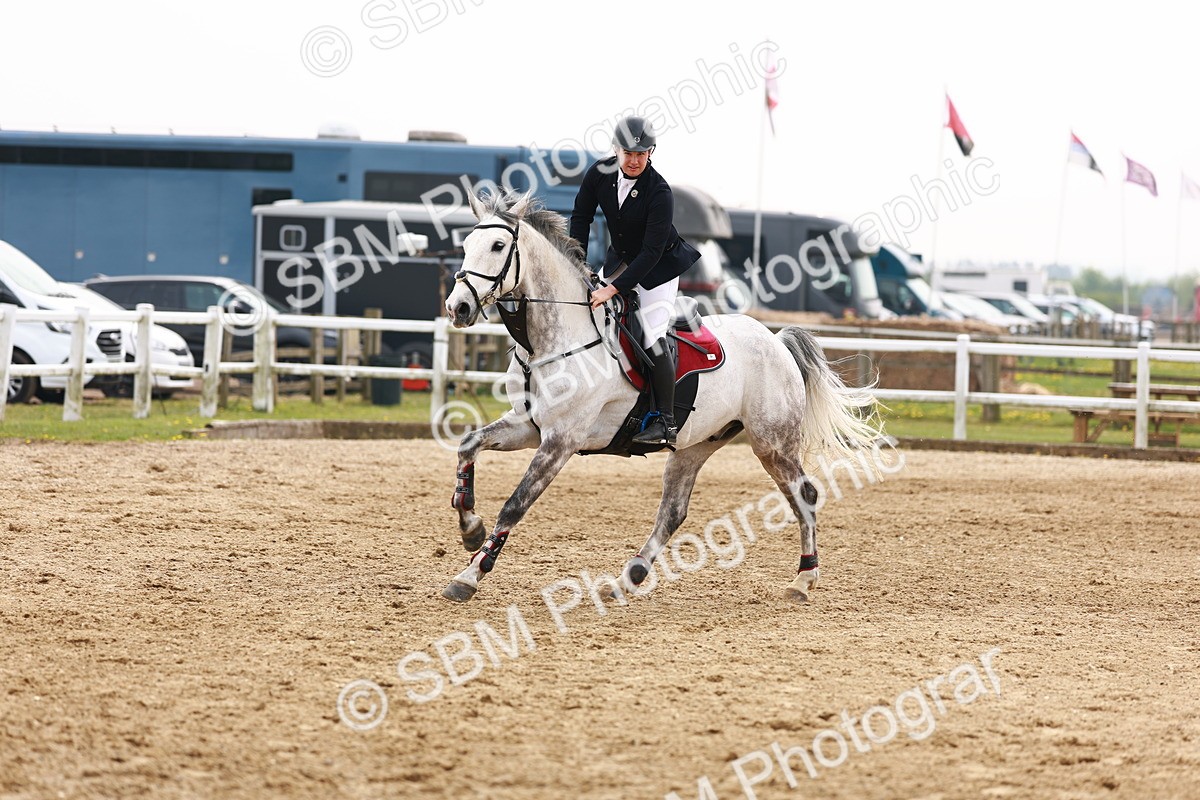  - Class 18 - Senior Newcomers - 1.10m