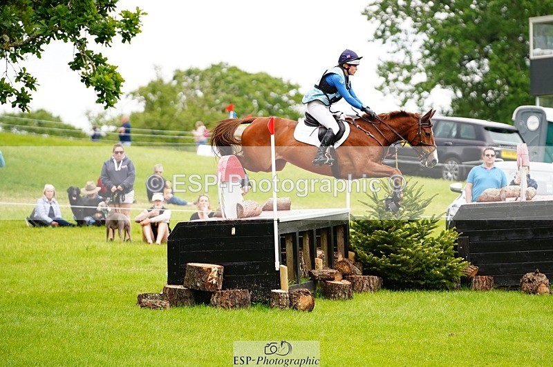 240525-164836-18885 - 269-EMERALD_KATIE-Isabelle_Cook