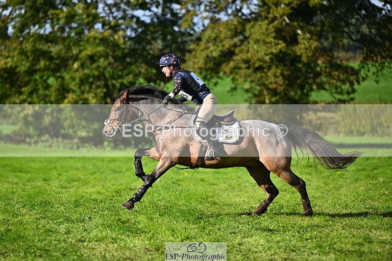 251025A-130742-20183 - F-463-Janine.Paterson