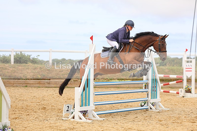 3E7A5152 - Class 4: Senior British Novice/90cm open
