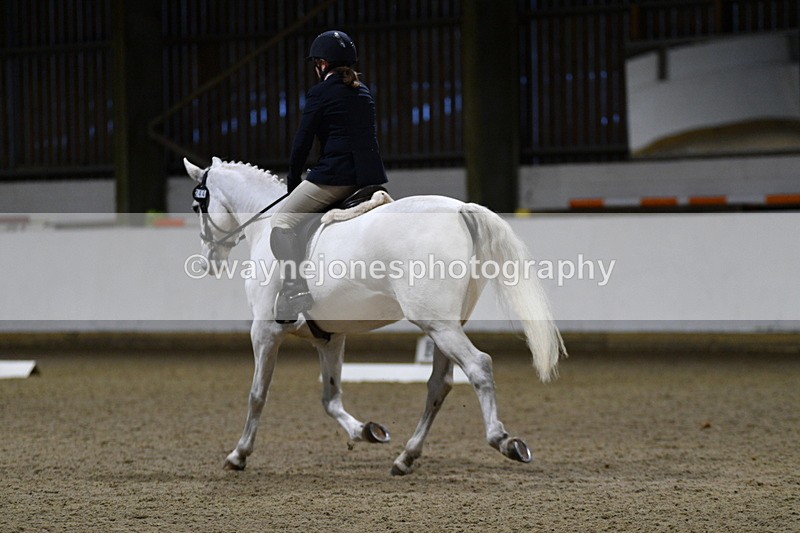 WJ5_8665 - Class 5 Novice Test 3