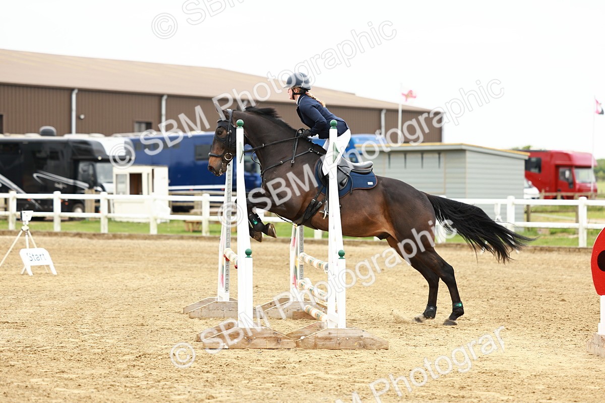 SBM_000132 - Class 1 - Clear Round