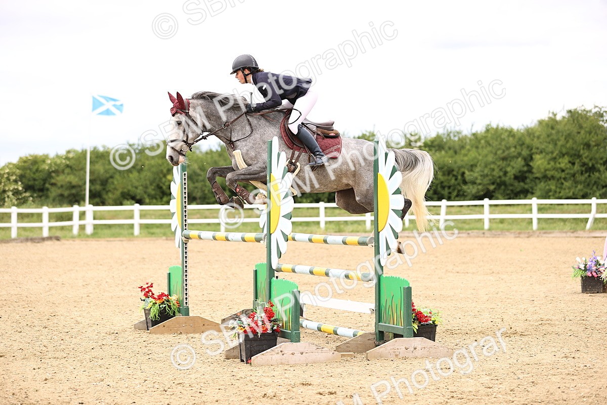 SBM_007766 - Class 19 - Senior Newcomers - 1.10m