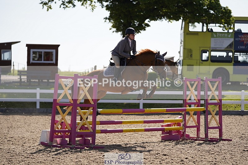 230527A-100142-03504 - Cls 19 British Novice & 90cm Open