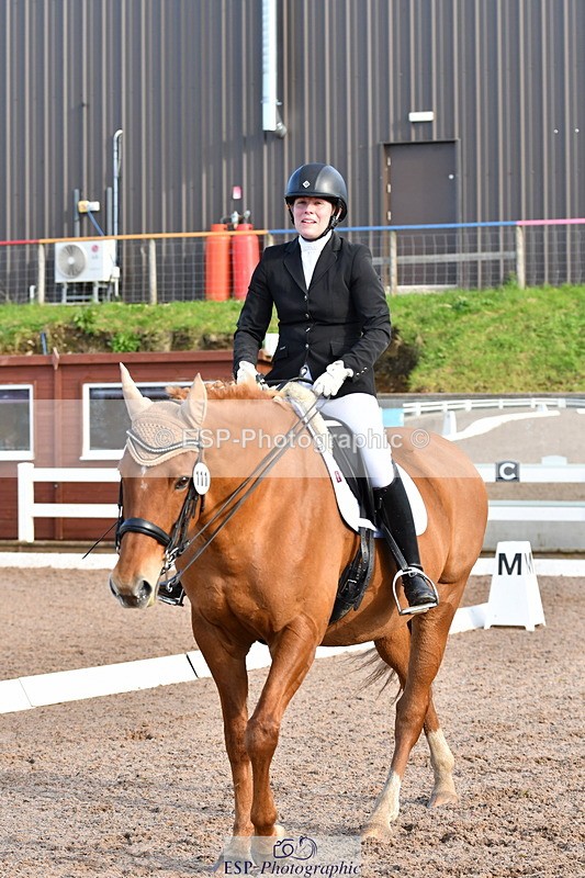 231104A-125759-00610 - Cls 12 Music Medium