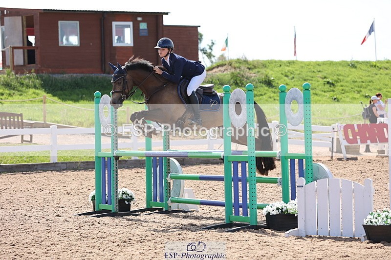 240629A-102628-04115 - Cls 17 Discovery and 90cm Open