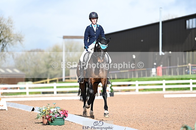 240218A-124420-07307 - 232-Alys.Matravers-VORVASHILL.VERTIGO