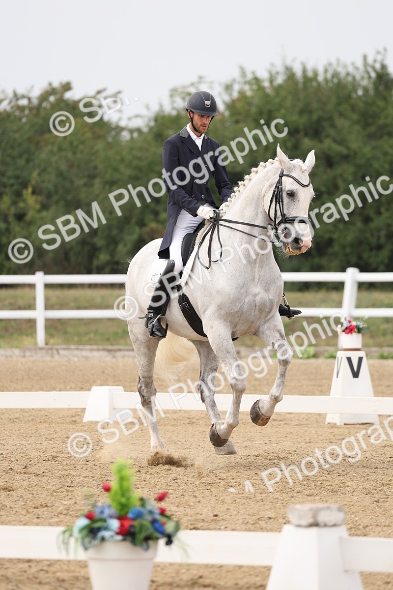 SBM_008177 - Class 10 - FEI INT I - 16.10-16.50