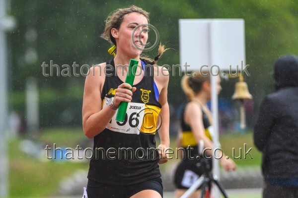 Relays25-926909 - Track Female Set Four