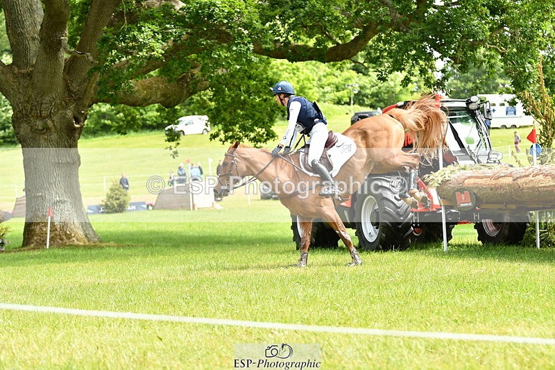 250525A-120124-16597 - D-412-Yasmin.Ingham-GOLIATH.DU.LOIR