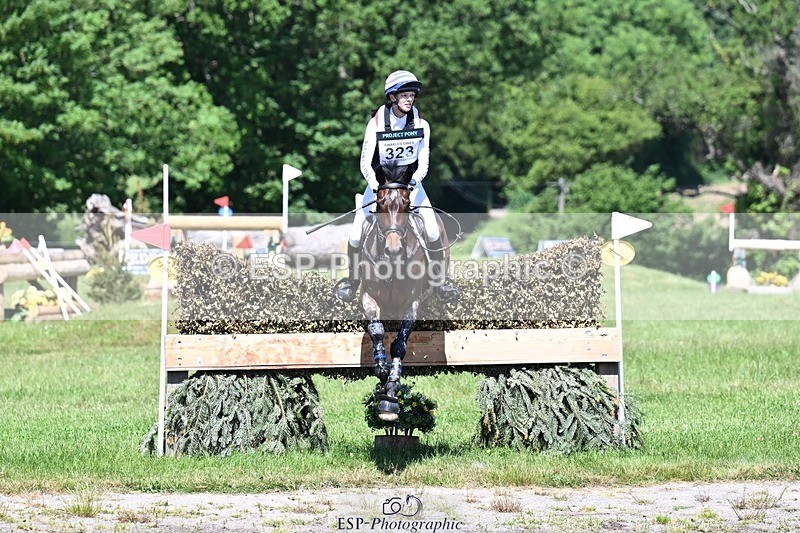 260530A-111208-13311 - C-323-Elizabeth.Barratt