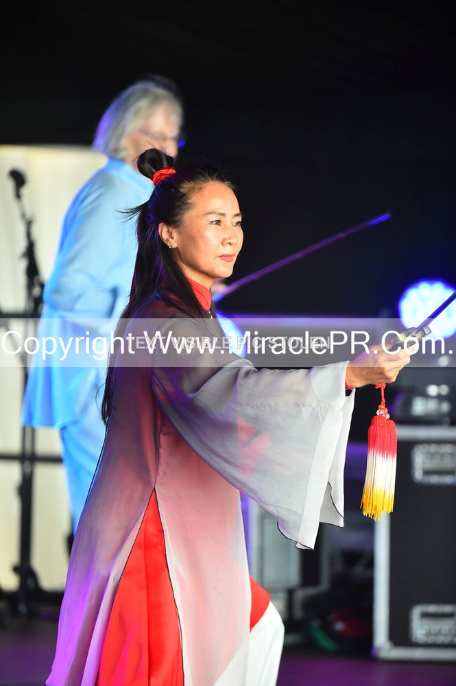 SH4_1523 - Tai Chi with Lisa Kay.
