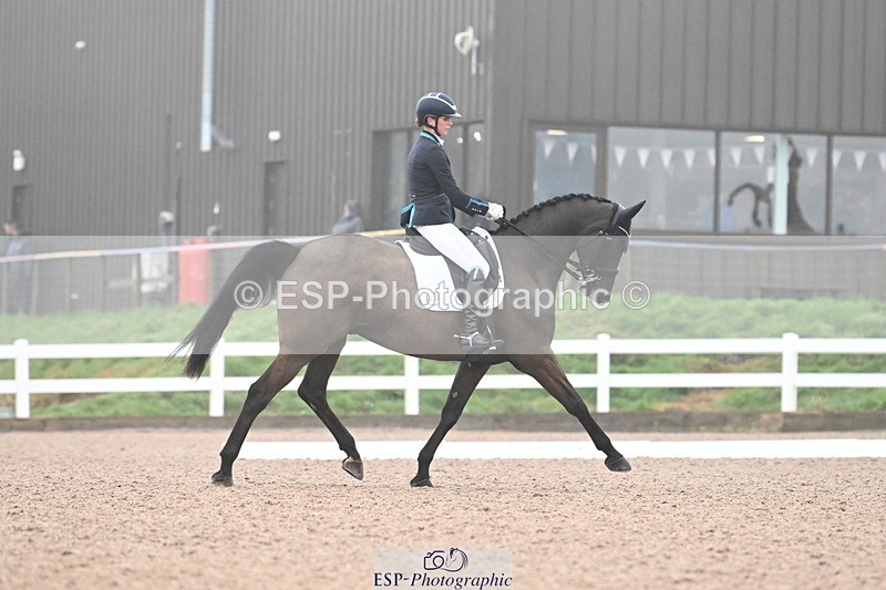 240217A-095013-00630 - 218-Jessica.Davies-Nemo.II