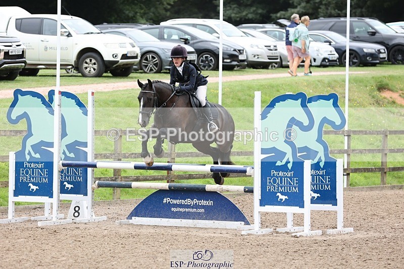 240803-123402-05011 - 153-Eleanor_Blewitt-CARRY_ON_PRINCESS