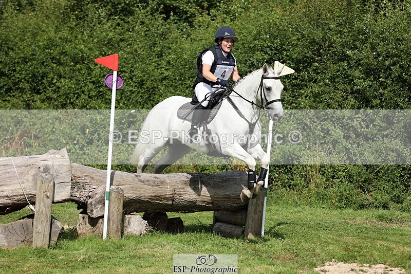 240811A-104520-01519 - 004-