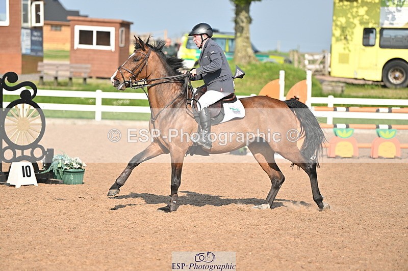 240512A-173310-20048 - Cls 45 1.10m National Am Quali and Open