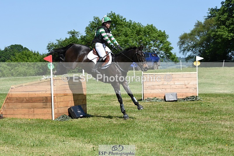 230527-143506-09948 - 351-TRINITY_CAVALIER-Henrietta_Horsley-gubbins-XC