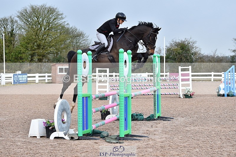 240315A-103416-00587 - Cls 8 British Novice and 90cm Open