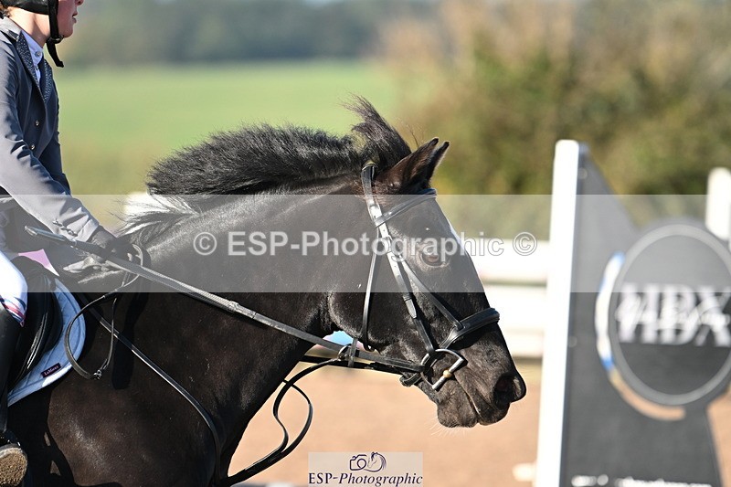 241026A-101325-00083 - SAT Cls 3 Pony Intro 70cm