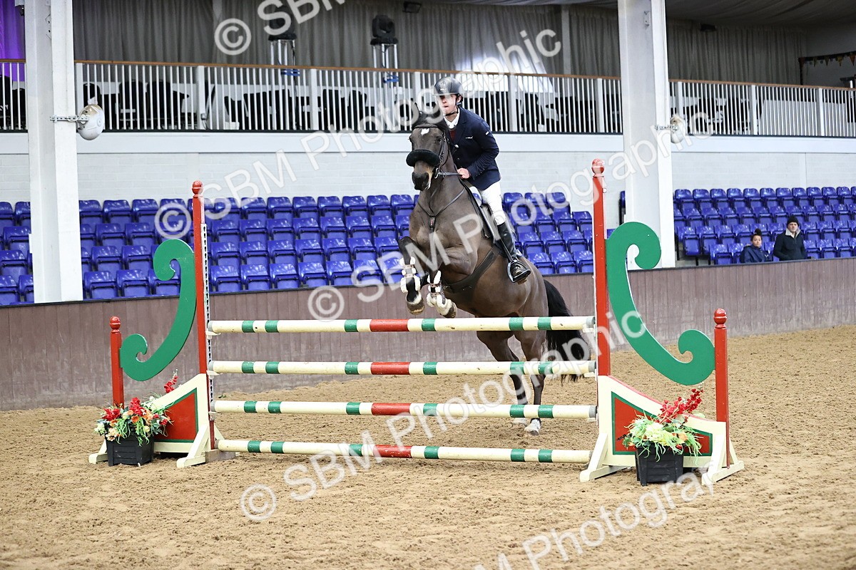 SBM_005980 - Class 16 - Senior Newcomers - 1.10m Open