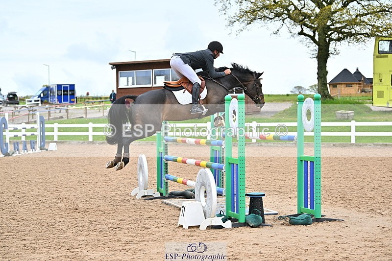 240501A-144704-01146 - Cls 8 Snr Foxhunter and 1.20m Open