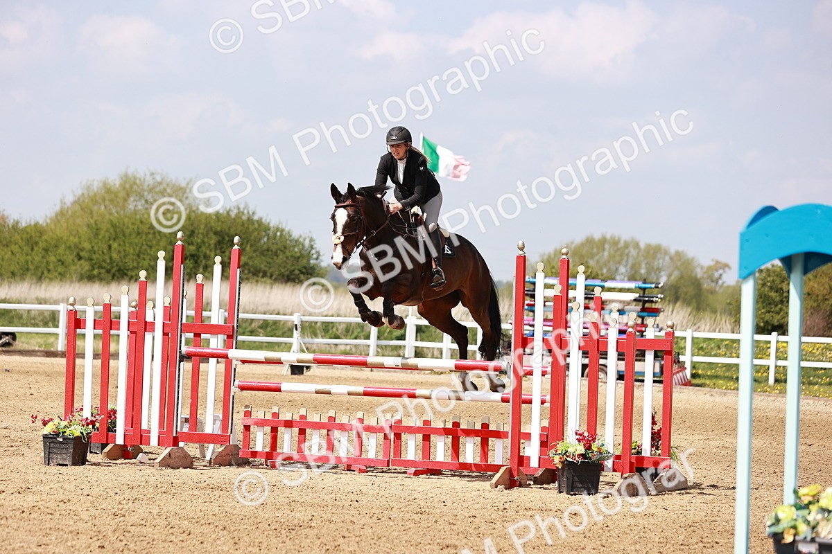  - Class 24 - Senior Newcomers - 1.10m