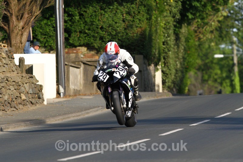 Ian Pattinson BMW / Weardale Racing Ltd - Tuesday Practice Solos