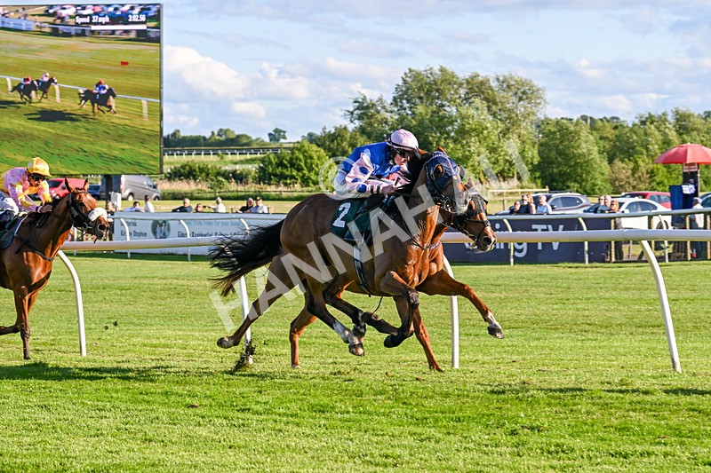 300525-Race 3-Star Legend-7454 - Race 3