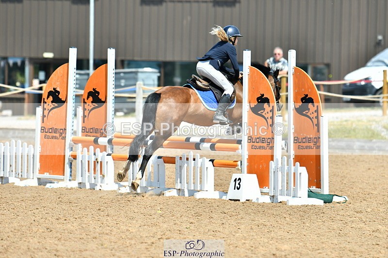 230625A-113138-03779 - Cls 34 Stepping Stones 128 + 138cm