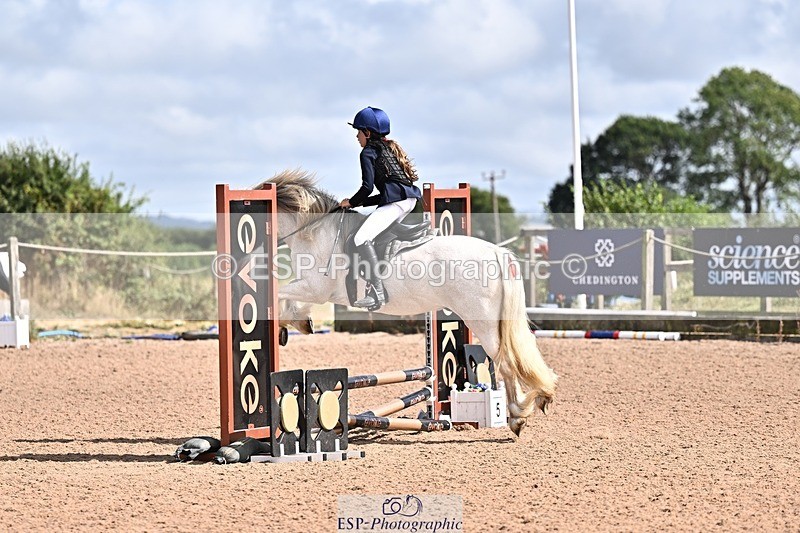 260804-154028-00135 - Clear Round