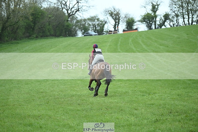 250419-114850-08940 - 459-Ella.Otto-SUMMERBRIDGE.TIPP