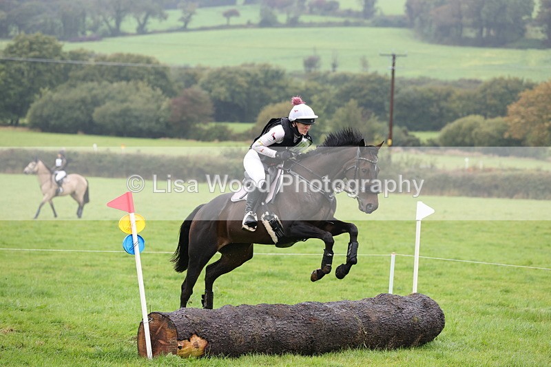 1X9A1716 - Class 2: 70cm: Log