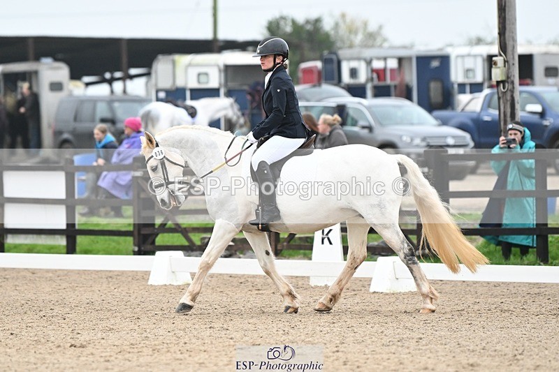 241103-101726-00305 - Intro 3 - 9.40 to 10.40