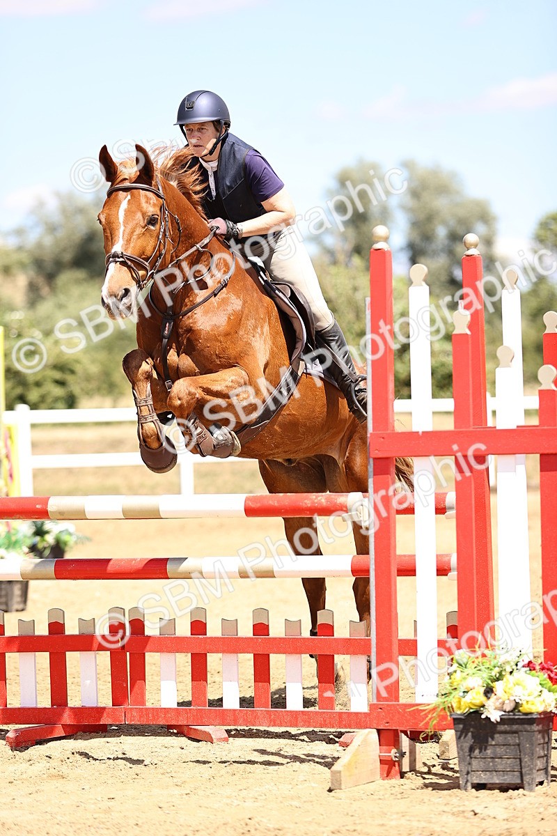 SBM_014383 - Class 15 - Senior Newcomers - 1.10m Open