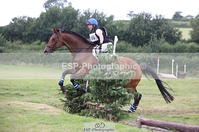 230625-105410-01476 - XC 90cm 9.45 to 11.00