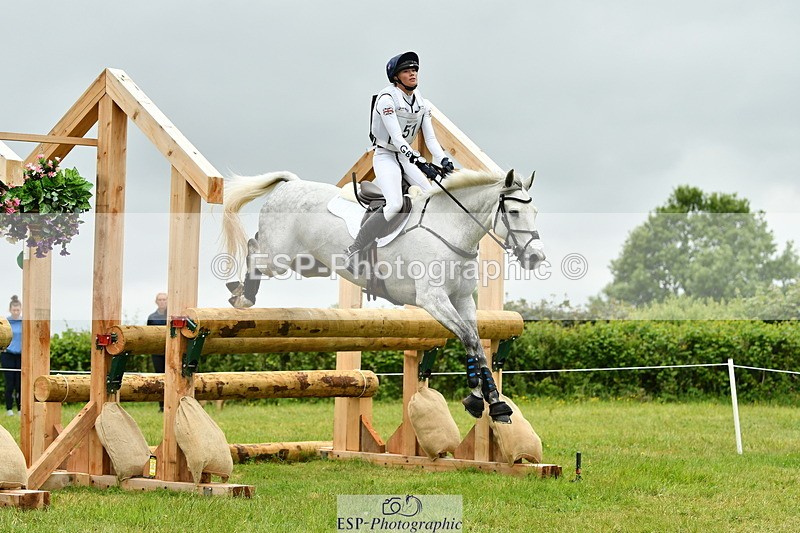 250524A-101219-08657 - A-051-Jemima.Howden-VAN.KAUNITZ