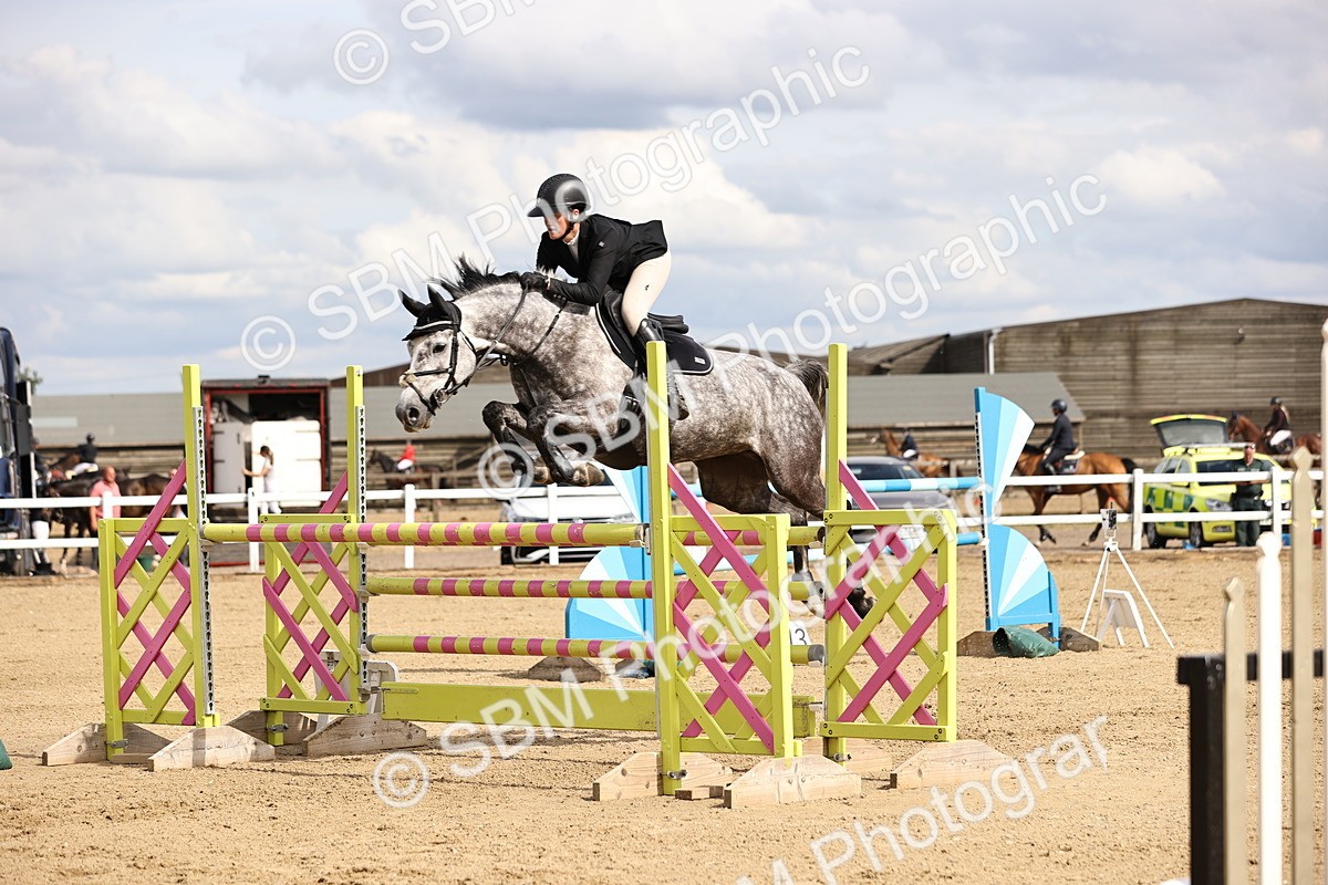 SBM_003570 - Class 13 - Senior Foxhunter - 1.20m
