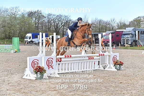 BPP_3789 - CLASS 3 FRI Senior British Novice/ 90cm Open
