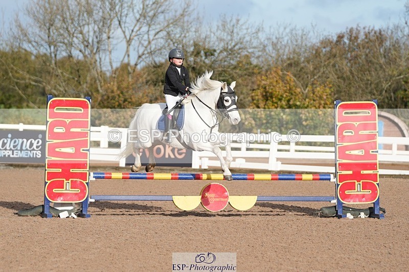 251025-100447-00011 - Chard 25th & 26th Oct BS Juniors/COH/Club/schools unaffiliated showjumping