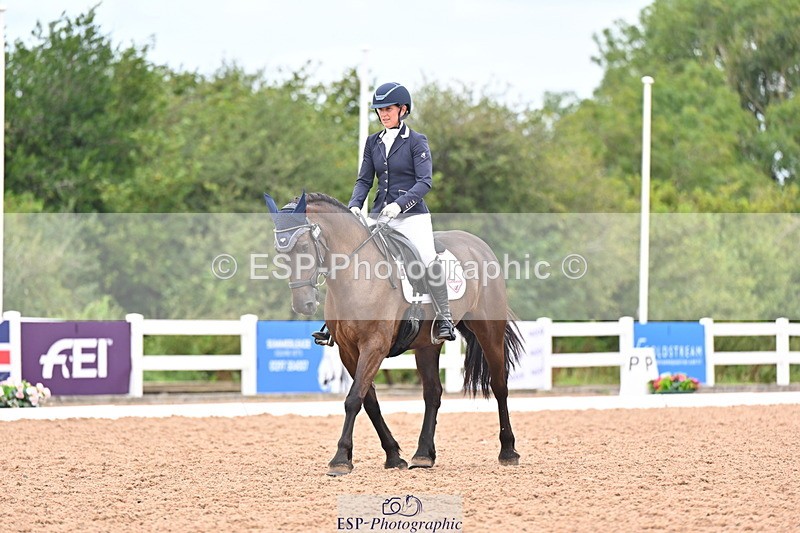 240817A-130925-09242 - 246-Katie.Carss-Desach.Cinderella