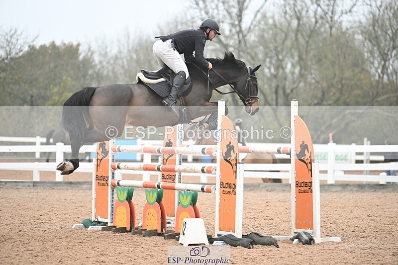 241102A-124825-04644 - SAT Cls 15 Foxhunter and 1.20m Open