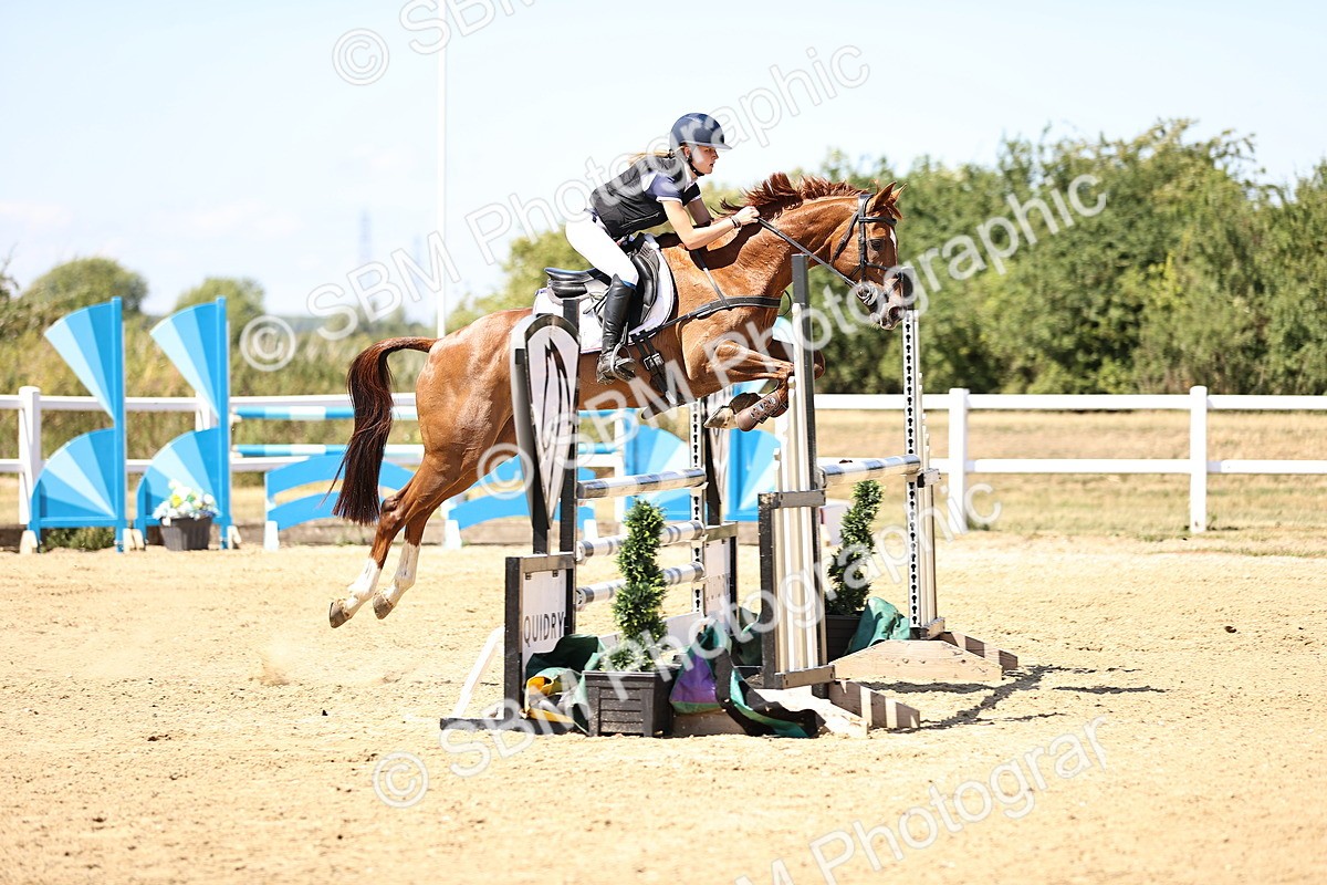 SBM_014956 - Class 15 - Senior Newcomers - 1.10m Open