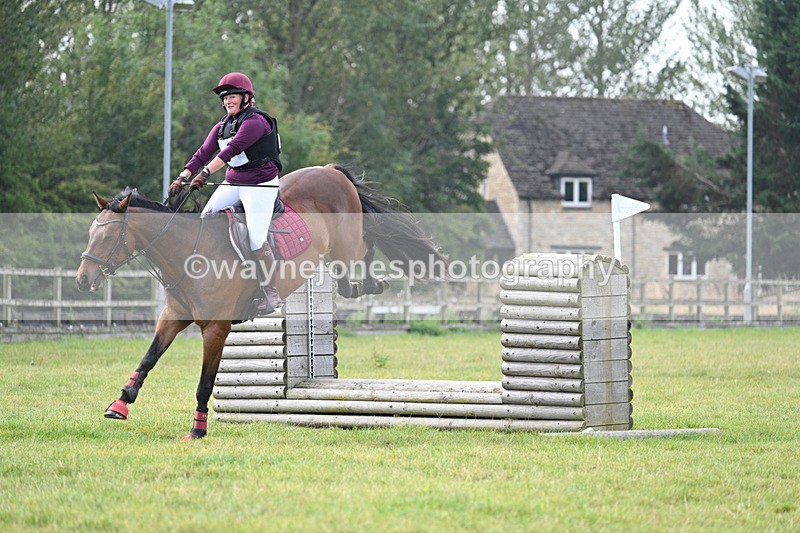 WJ7_5612 - 40cm XC Time 10:05 to 10:36