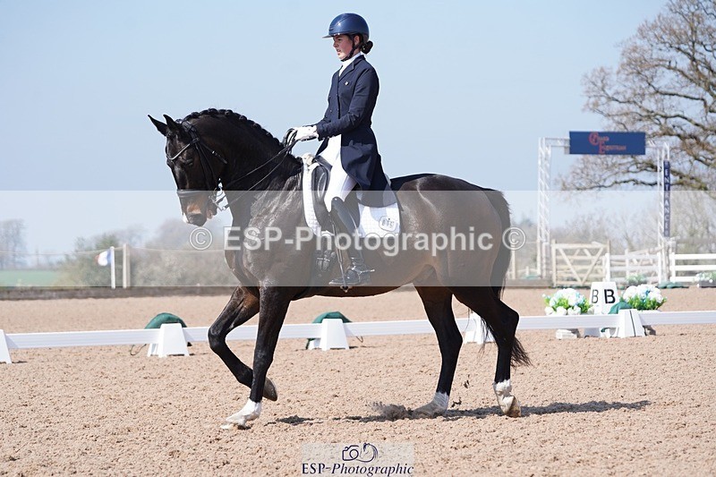 250404-125544-06011 - 015-Daisy.Hills-Midtgaards.Gijon