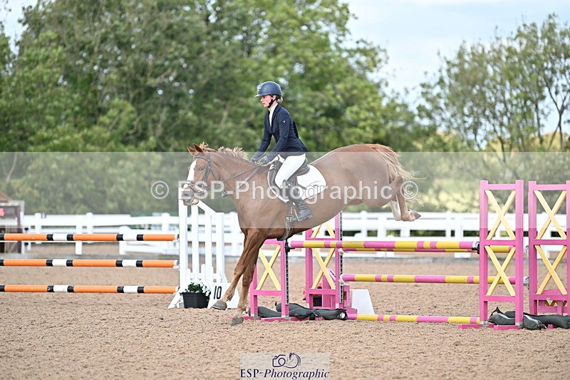 241005A-114919-03575 - SAT Cls 17 95cm Amateur Quali