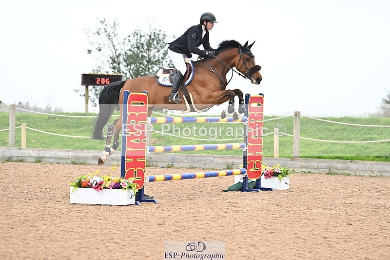 240405A-153044-02298 - Cls 6 National 1.40m Open