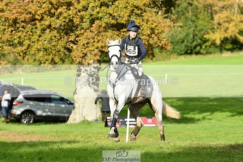 251025A-152529-21823 - G-565-Katie.Maddox